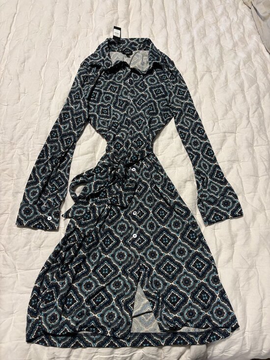 Talbots Dresses & Skirts - Talbots Button-up Tie Waist Dress Womens Size 14P Blue Multicolor NEW